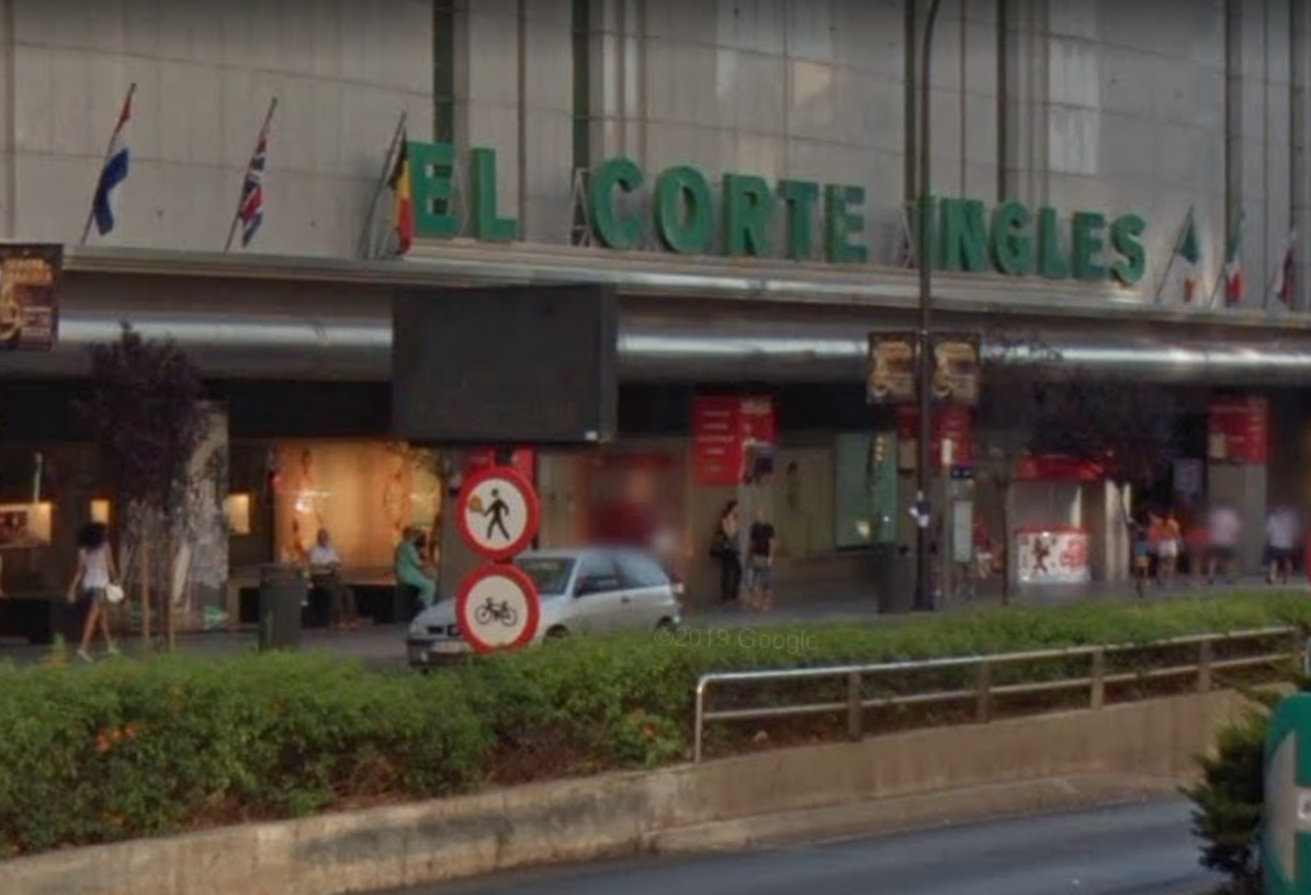 Centre comercial d'El Corte Inglés a l'avinguda d'Alexandre Rossellu00f3 de Palma de Mallorca en una imatge de Google Street View