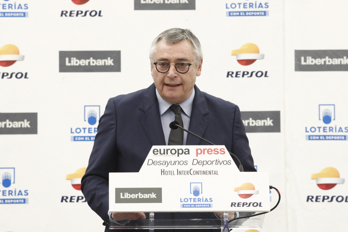 Michael Robinson en un esmorzar esportiu d'Europa Press a Madrid