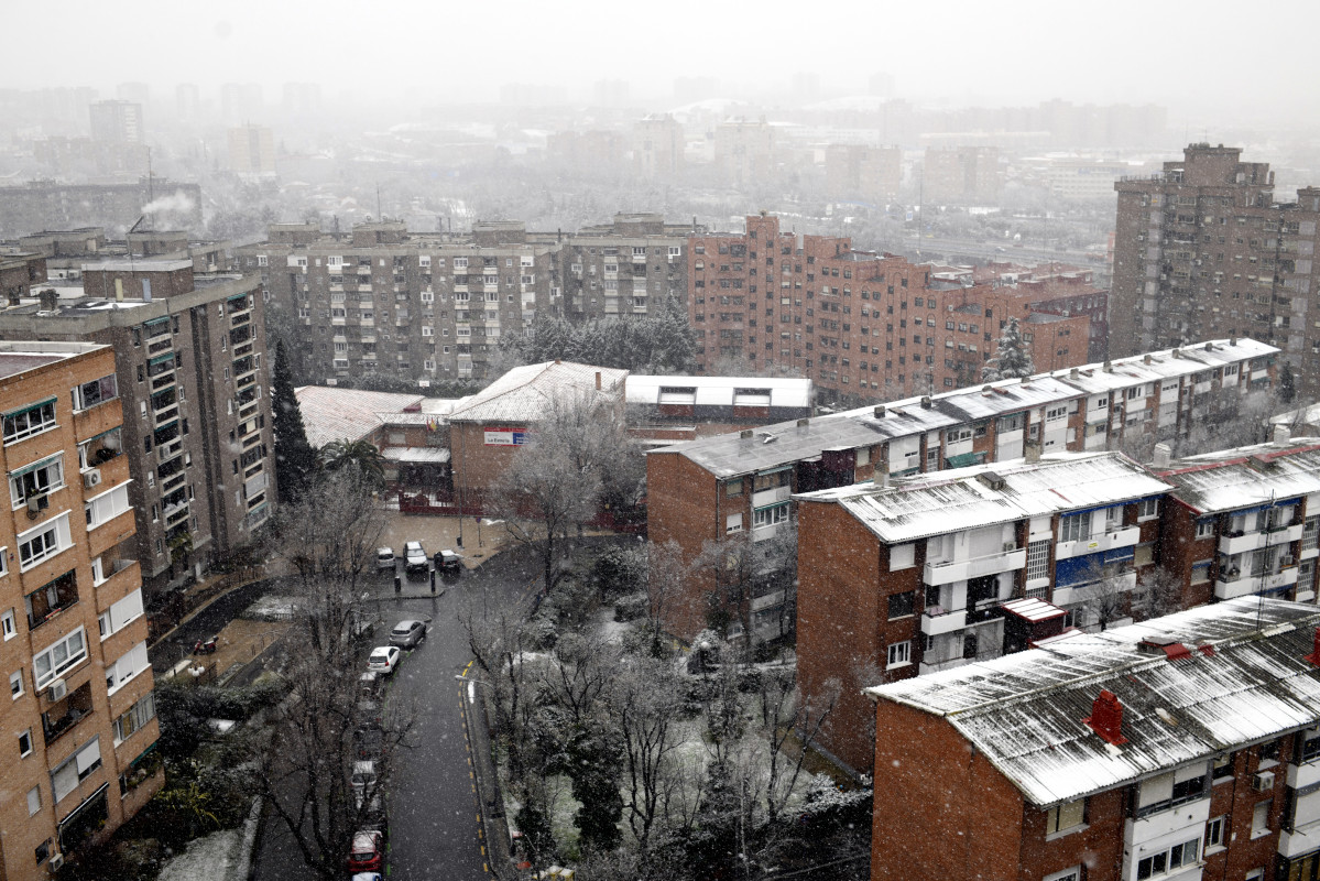 Neu a la capital després del pas de la borrasca Filomena, a Madrid (Espanya), a 7 de gener de 2021. La Comunitat de Madrid ha activat el nivell 1 de el Pla de Inclemències Hivernals a partir d'aquesta