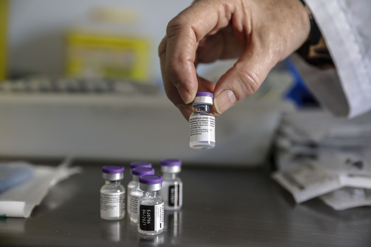 Diversos vials de la vacuna