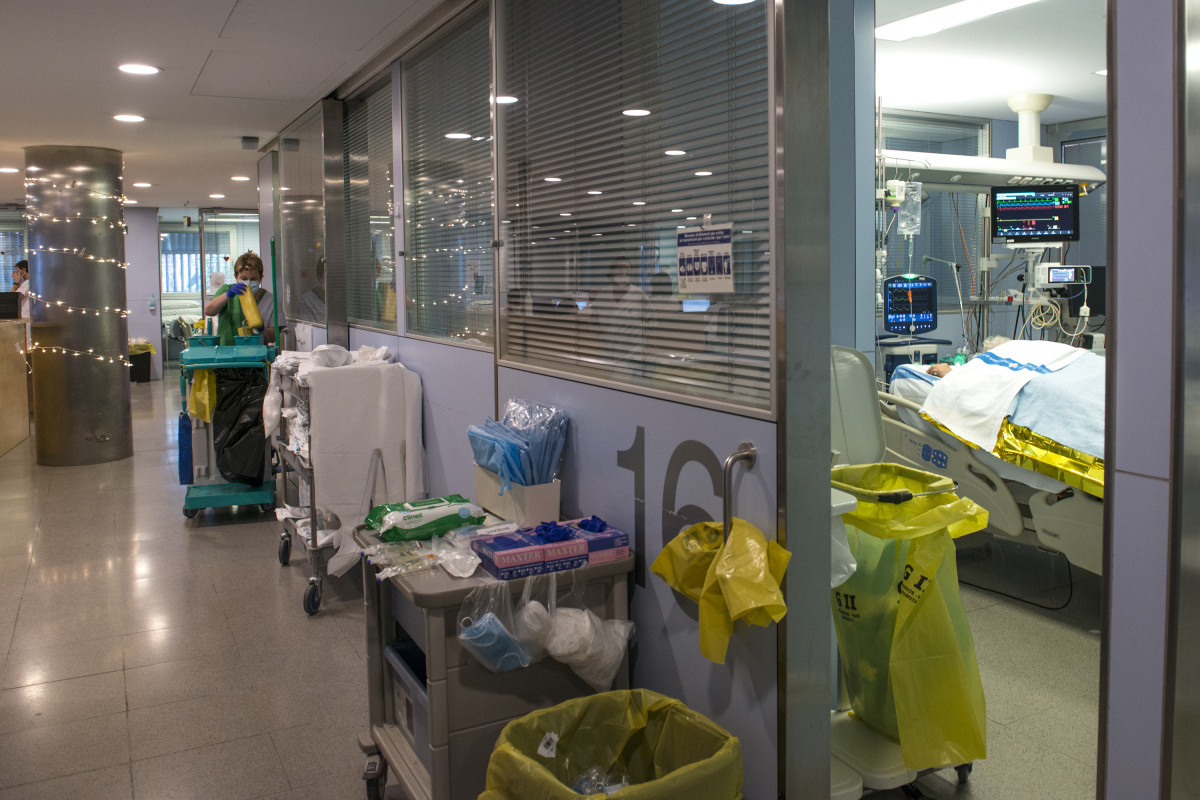 La Unitat de Cures Intensives (UCI) per a malalts d'coronavirus de l'Hospital Universitari Dr. Josep Trueta de Girona, Catalunya (España)