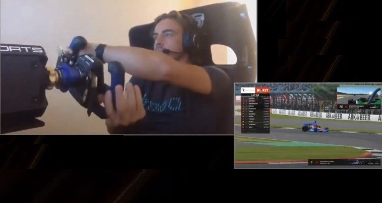 Captura de Fernando Alonso jugant als eSports