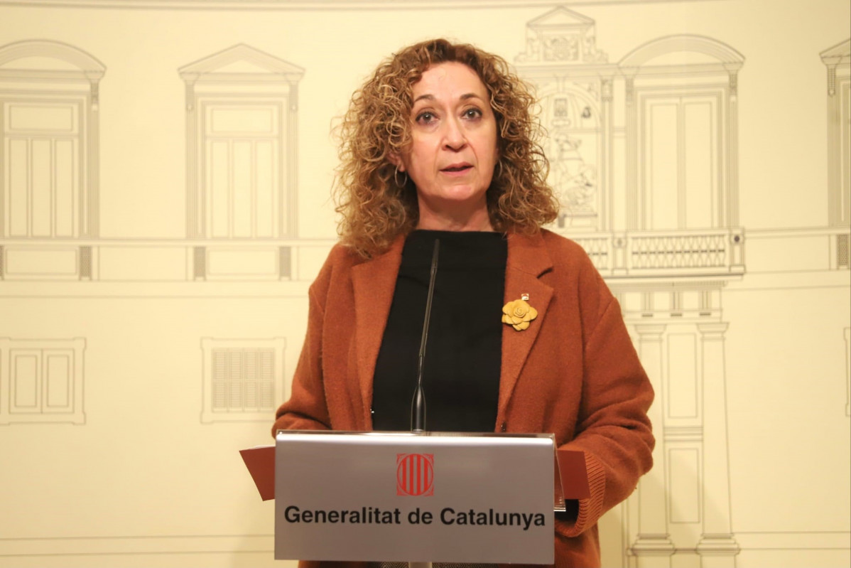 La consellera de Justícia, Ester Capella, en roda de premsa després de la decisió de l'TSJC de mantenir cautelarment la convocatòria d'eleccions per al 14F. El 21 de desembre de 2021.
