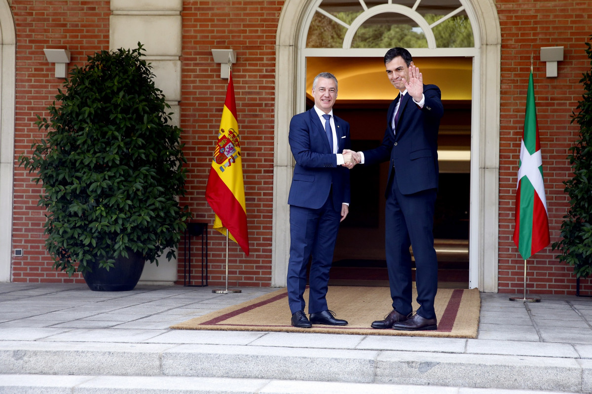 El Lehendakari, Iñigo Urkullu, amb el president Pedro Sánchez a La Moncloa