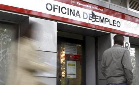 El CIS constata que puja la preocupació per l'atur i la corrupció