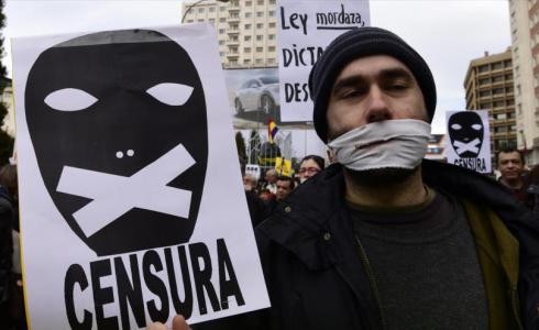 La controvertida Llei Mordassa entra en vigor gràcies als vots del PP