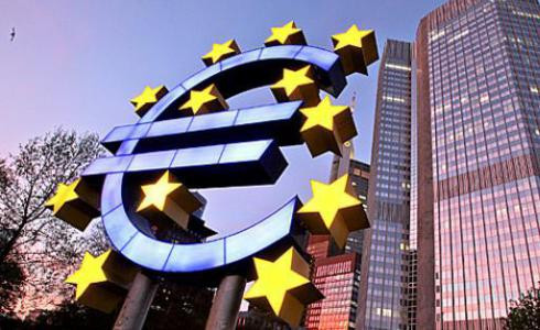 El BCE alarmat davant la fugida de dipòsits dels bancs grecs