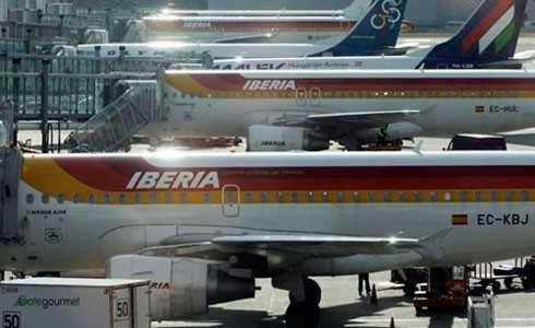 9Aviones d'Iberia a l'aeroport