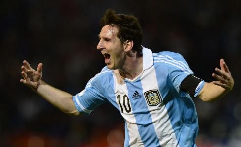 Messi salva Argentina amb un golàs en l'últim minut