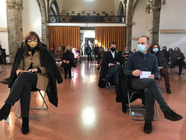 La candidata de JxCat a las elecciones, Laura Borràs, y el exconseller Jordi Turull