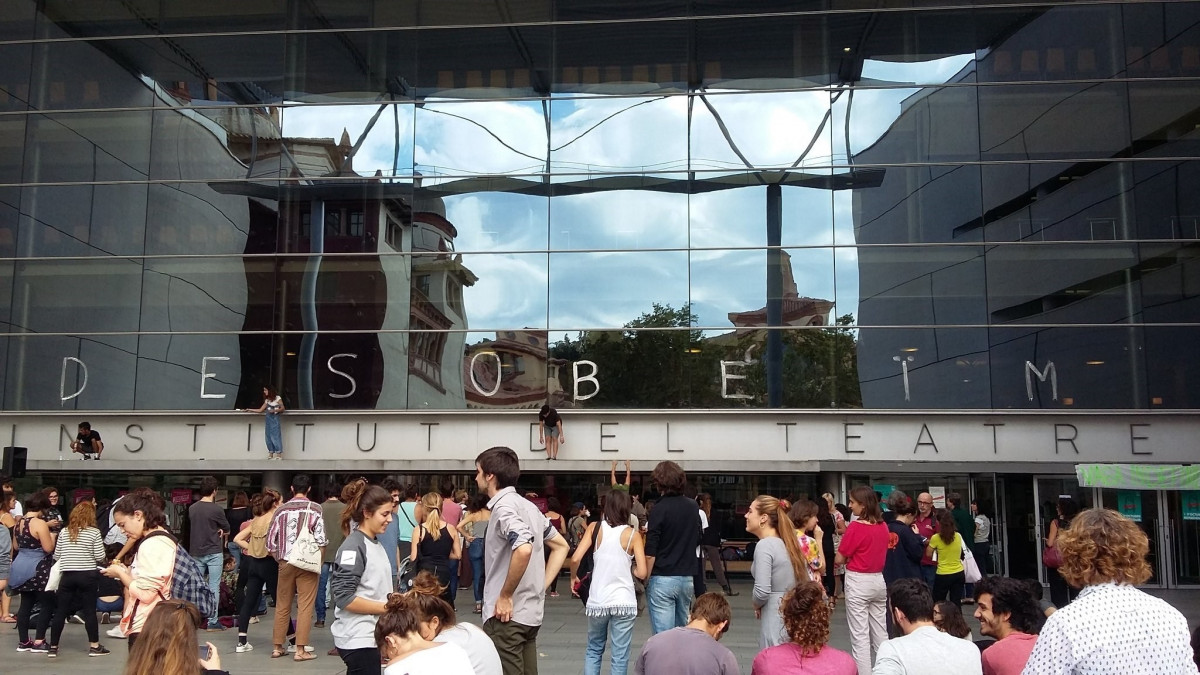 Estudiants ocupen l'Institut de Teatre