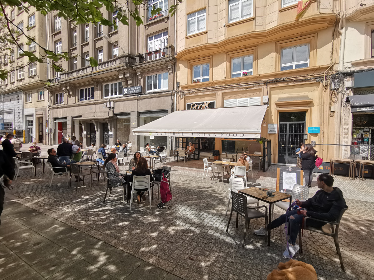 Arxiu - Dos locals d'hostaleria de la plaça de Vigo que tanquen per garantir la