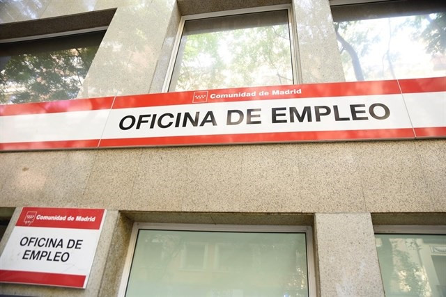 Arxiu - Imatge d'arxiu d'una oficina d'ocupació.
