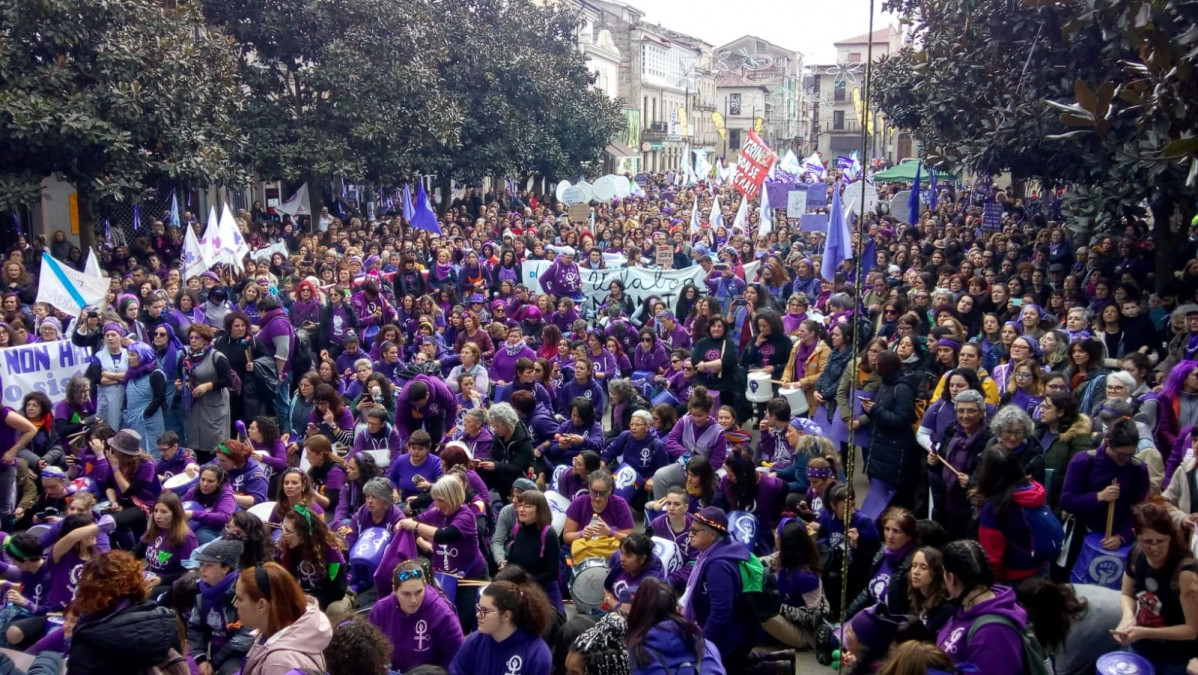 Arxiu - Manifestació feminista a Verín (Orense) l'1 de març, precedent de aquest 8 de març de 2020