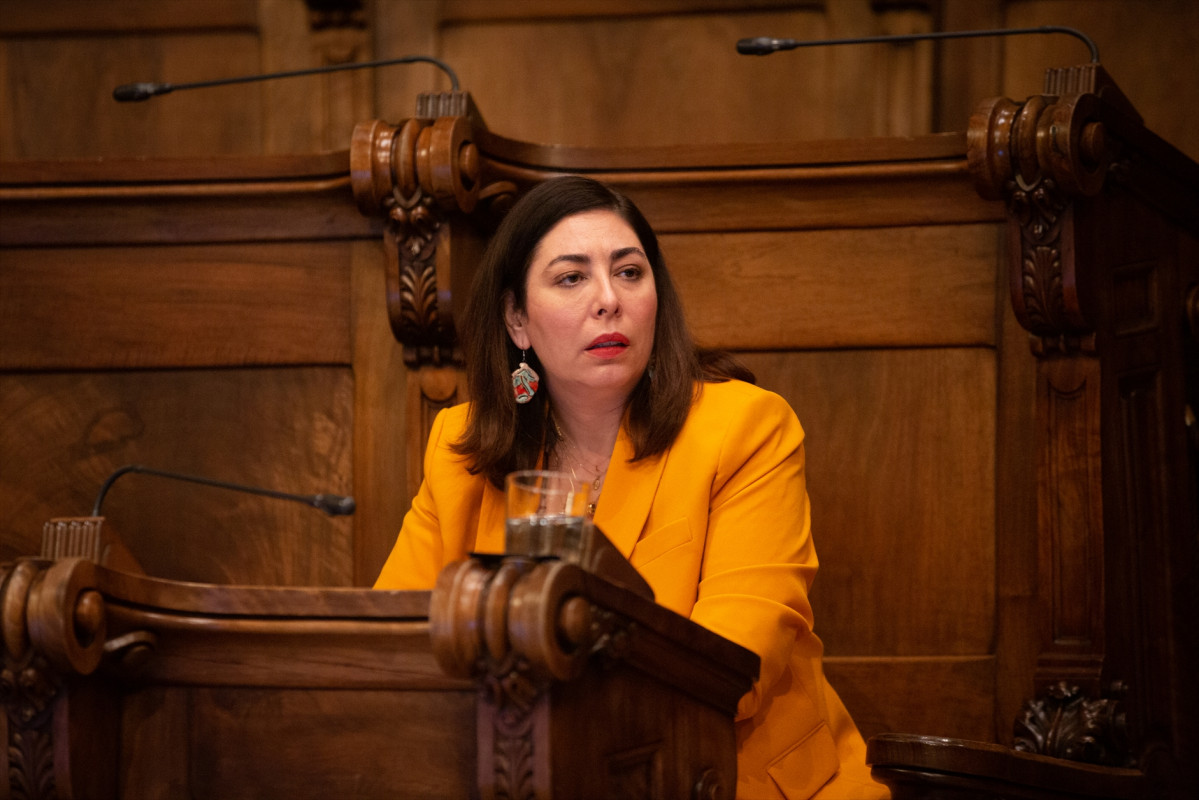 Arxiu - La regidora de Ciutadans Llum Guilarte, durant la primera Sessió plenària de el Consell Municipal de l'Ajuntament de Barcelona després de dir la fi de l'Estat d'alarma, a Barcelona, Catalunya (Espanya).