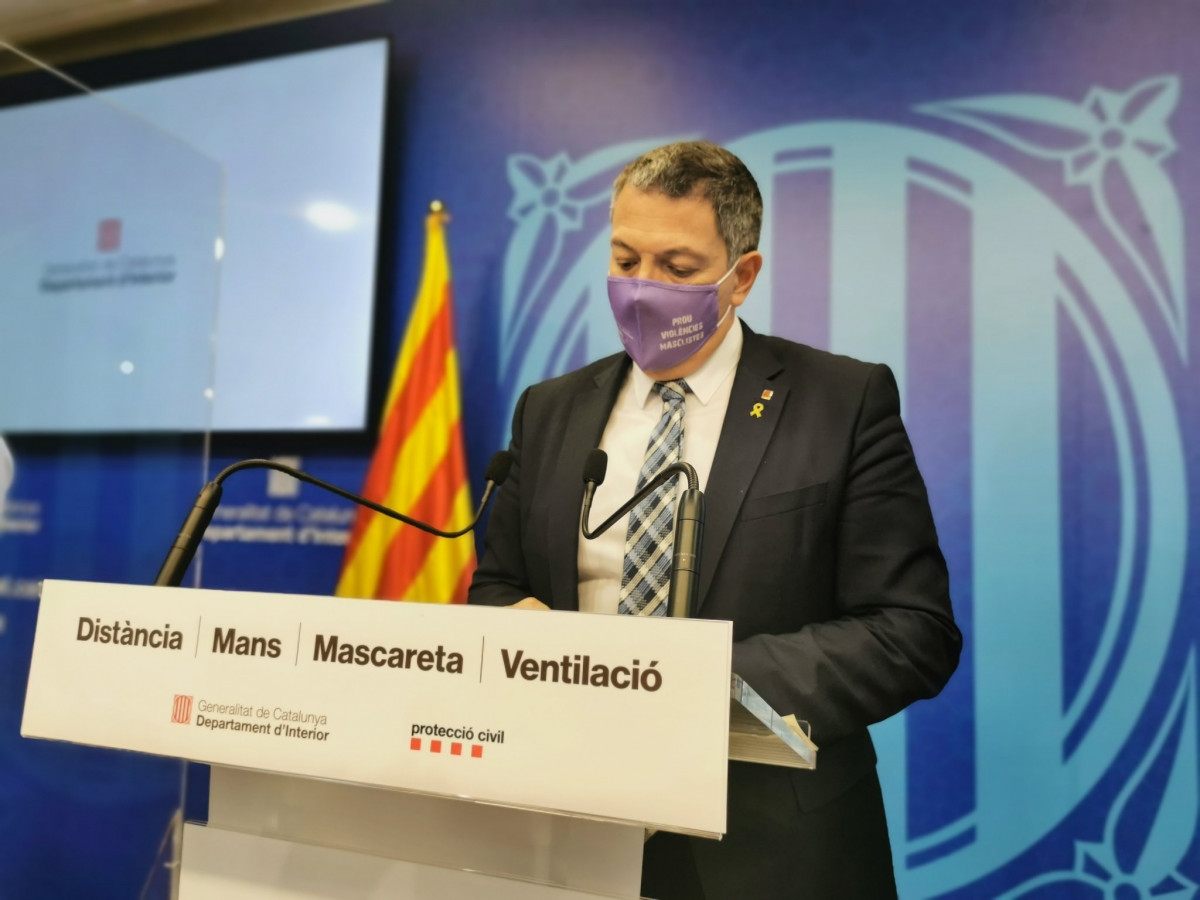 El conseller d'Interior, Miquel Sàmper, a la roda de premsa.