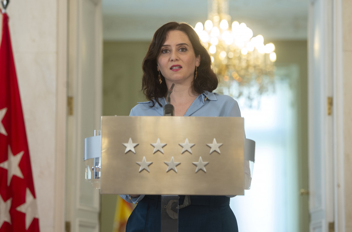 La presidenta de la Comunitat de Madrid, Isabel Díaz Ayuso, compareix en roda de premsa a la seu regional, després de l'anunci d'eleccions per al proper 4 de maig, a Madrid (Espanya), a 10 de març de 2021.