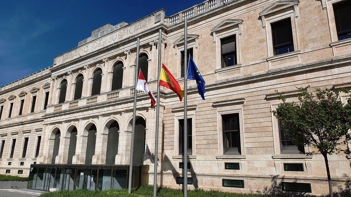 Arxiu - Seu de el Tribunal Superior de Justícia de Castella i Lleó, a Burgos.