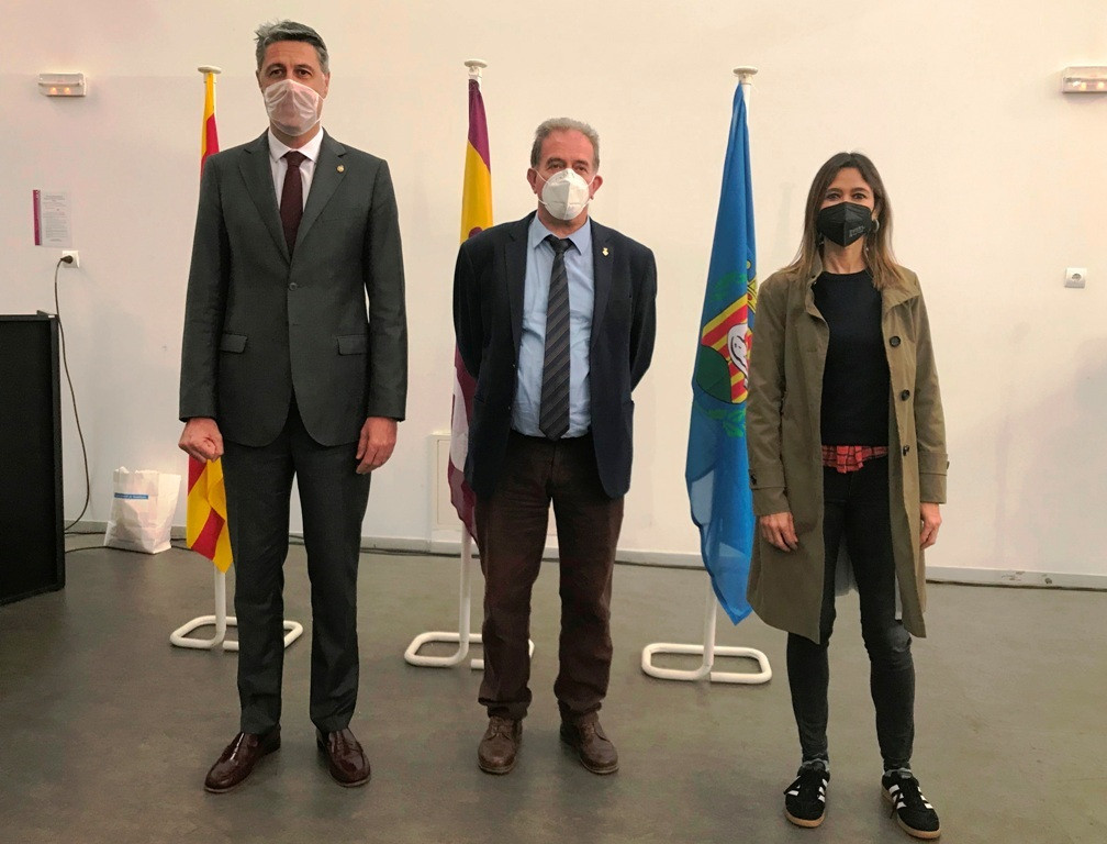 L'alcalde de Badalona, Xavier García Albiol; l'alcalde de Sant Adrià de Besòs, Joan Callau, (Barcelona) i l'alcaldessa de Santa Coloma de Gramenet, Núria Parlon.