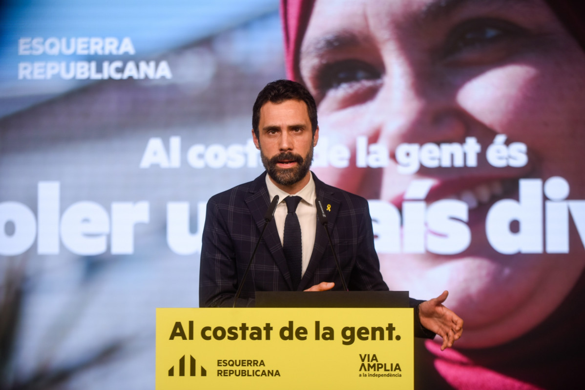Arxiu - El president de Parlament i número tres d'ERC a les eleccions catalanes, Roger Torrent, en un acte de campanya telemàtic.