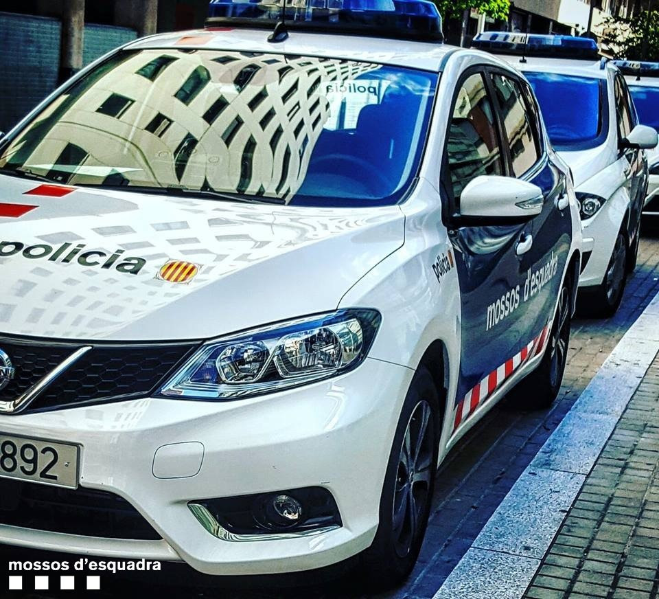 Arxiu - Cotxes dels Mossos d'Esquadra (Arxiu)