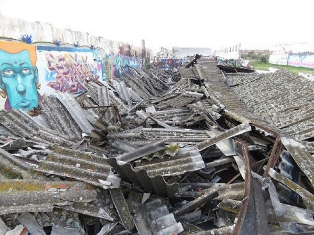 EuropaPress 3587558 ecologistes denuncia abandonament quilos amiant paratge valdemor