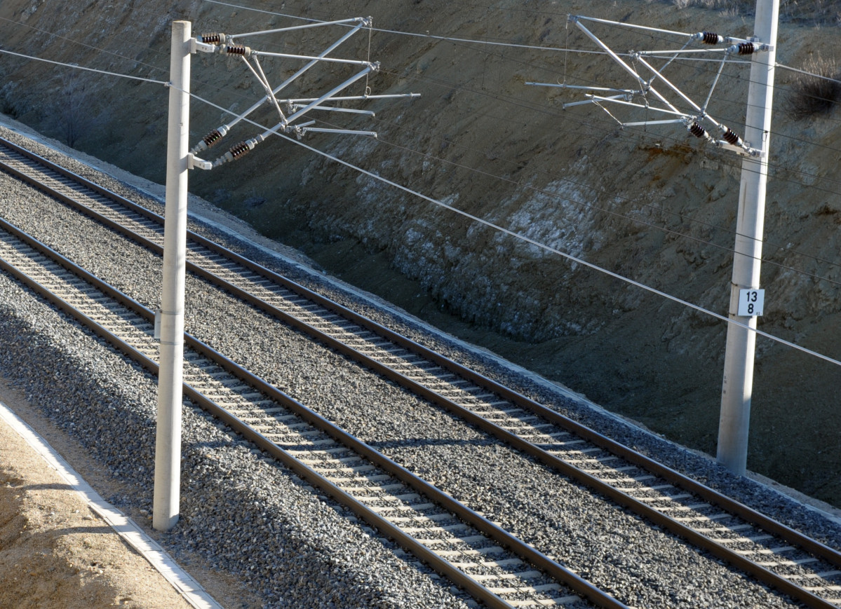 Arxiu - Vies de tren d'Adif