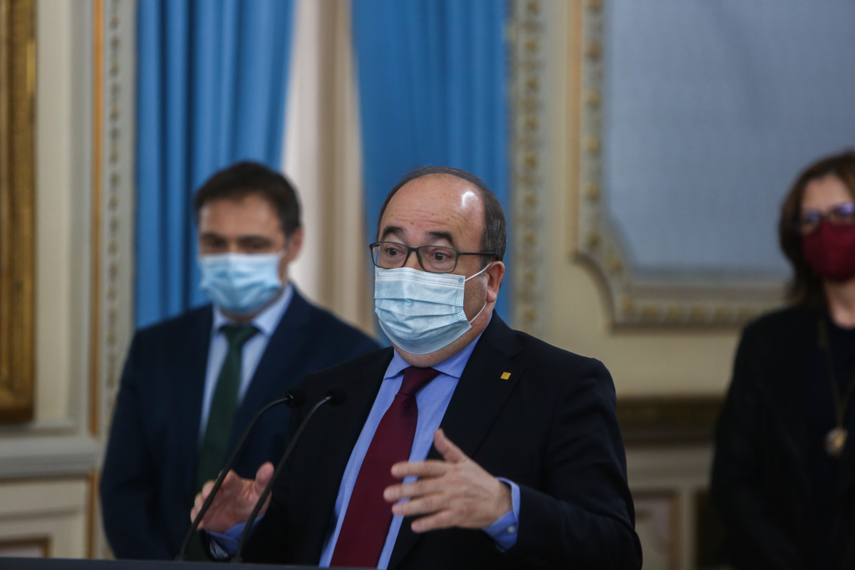 Arxiu - El ministre de Política Territorial i Funció Pública, Miquel Iceta; intervé en l'acte de presa de possessió d'alts càrrecs de l'Ministeri de Política Territorial i Funció Pública, a la seu ministerial, a Madrid (Espanya), a 5 de març de