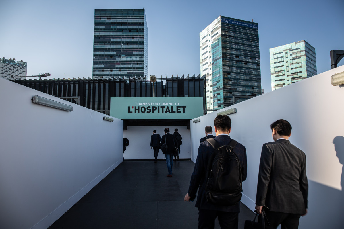 EuropaPress 1965085 vistants mobile world congress barcelona MWC 2019 entrada fira barcelona