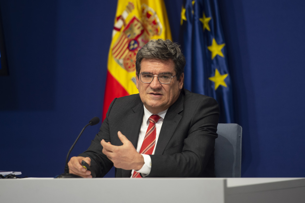 El ministre d'Inclusió, Seguretat Social i Migracions, José Luis Escrivá, durant una roda de premsa on ha presentat les mesures de Ministeri en el Pla de Recuperació, Transformació i Resiliència, a 11 de maig de 2021, a Madrid (Espanya). el