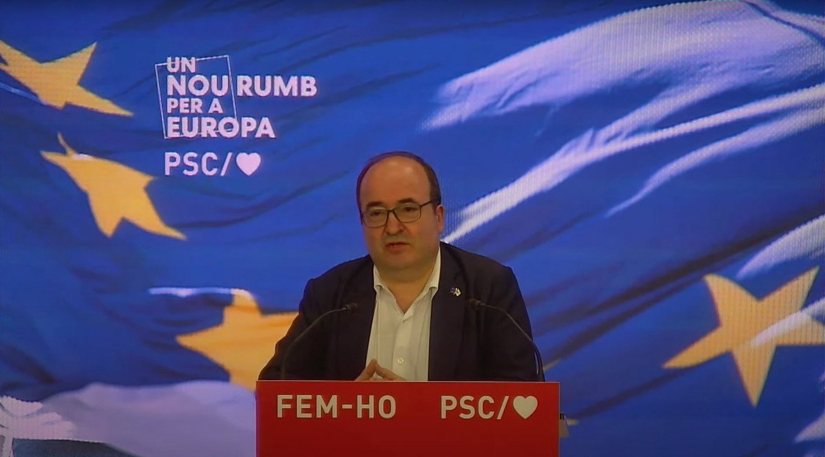 El ministre de Política Territorial i Funció Pública i primer secretari de PSC, Miquel Iceta, en la seva intervenció durant un acte de partit pel Dia d'Europa.
