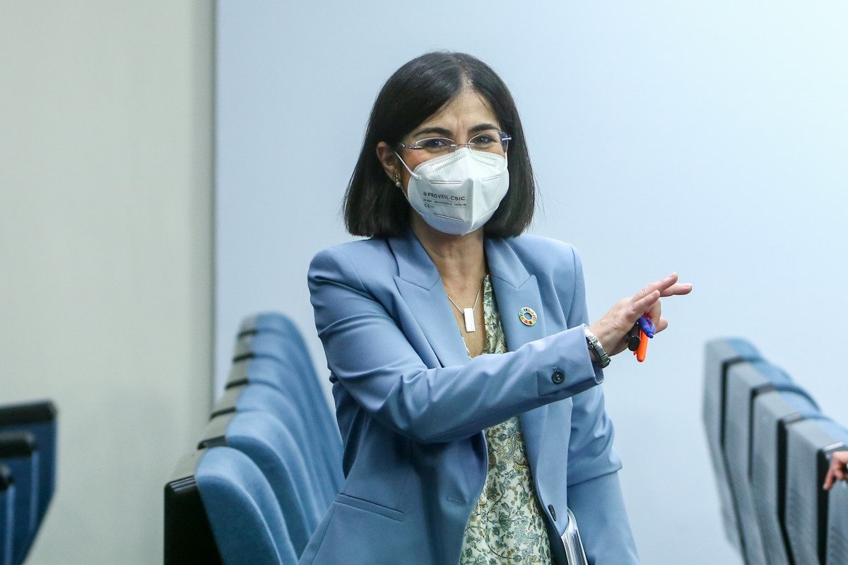 La ministra de Sanitat, Carolina Darias, al sortir d'una roda de premsa posterior a la reunió de Consell Interterritorial de Sistema Nacional de Salut, a 26 de maig de 2021, a Madrid (Espanya