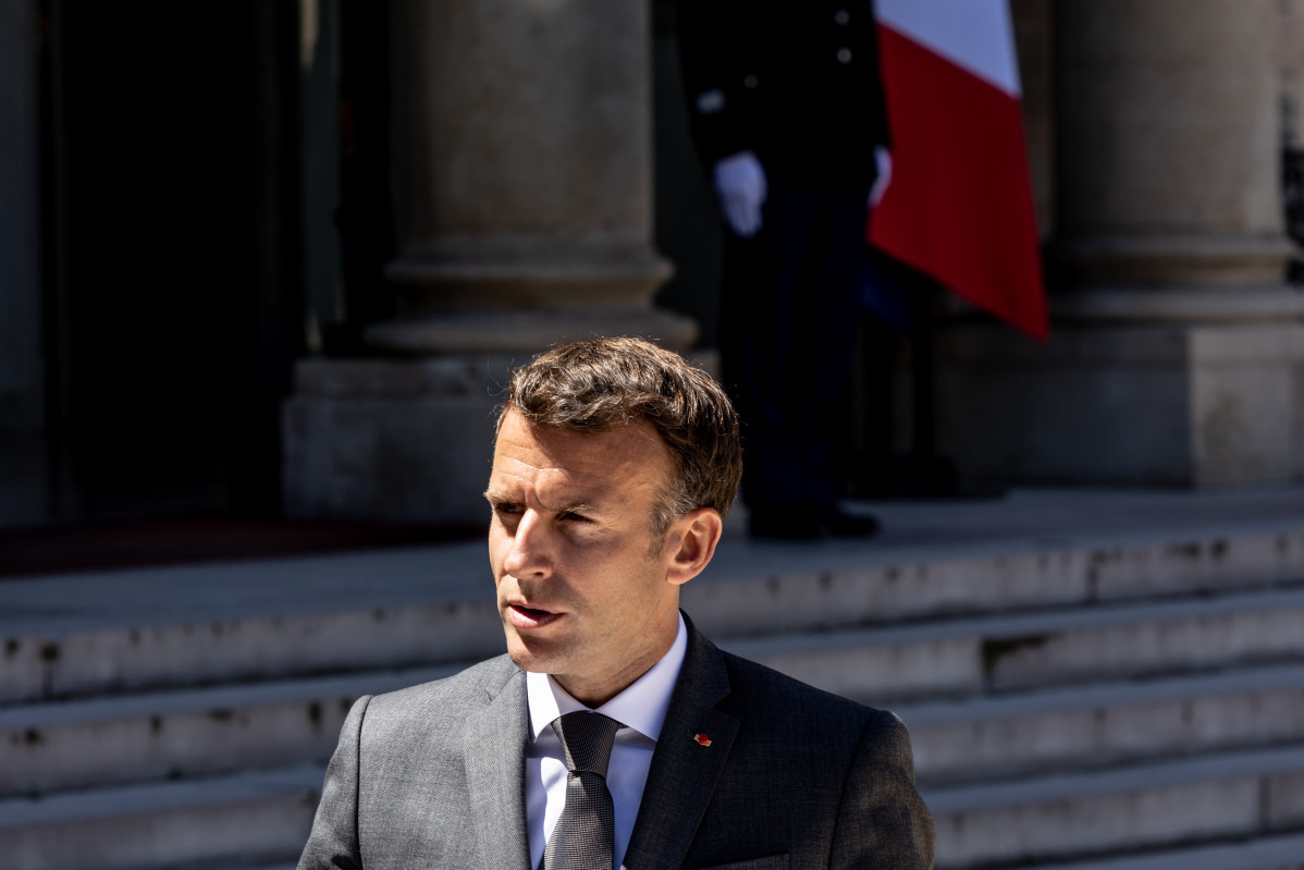 EuropaPress 3750390 01 june 2021 france paris french president emmanuel macron and armenian