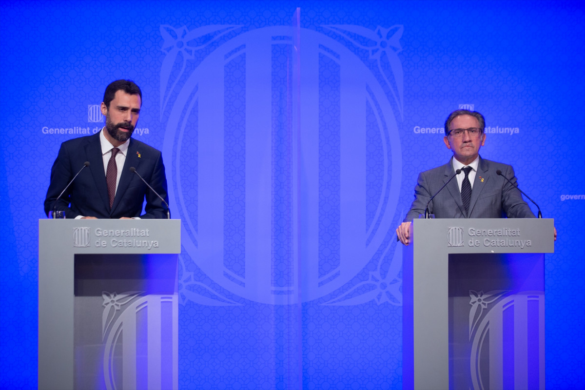 Els consellers d'Empresa i Treball, Roger Torrent, i d'Economia i Hisenda de la Generalitat, Jaume Giró, en la presentació de l'acord amb agents socials per al pla d'ajudes a empreses, au