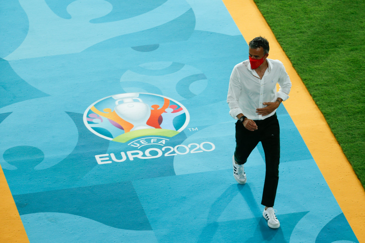 Luis Enrique durant el partit entre Espanya i Suècia de l'Eurocopa 2020