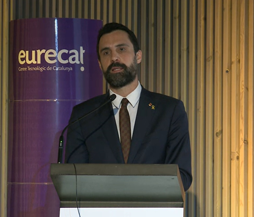 El conseller d'Empresa i Treball de la Generalitat, Roger Torrent, en la presentació de la novena edició de l'Fòrum Turístic