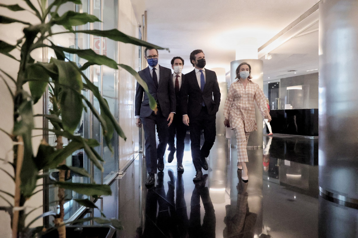 El portaveu de l'PP al Senat, Javier Maroto; el secretari general de PP, Teodoro García Egea; el president de PP, Pablo Casado; i la portaveu de l'PP al Congrés, Cuca Gamarra. A Madrid, el 21 de juny de 2021.