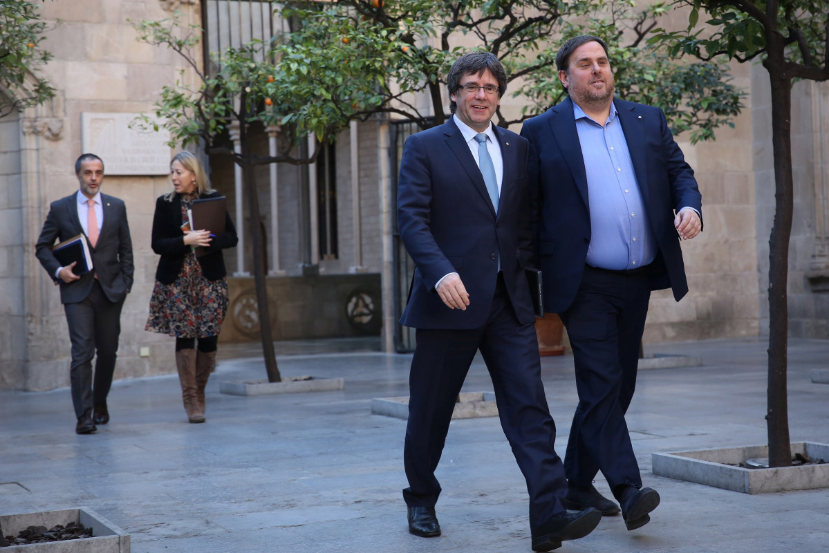 Arxiu - Arxiu - L'expresident de la Generalitat i líder de Junts, Carles Puigdemont, il 'ex-vicepresident i líder d'ERC, Oriol Junqueras. ARXIU.