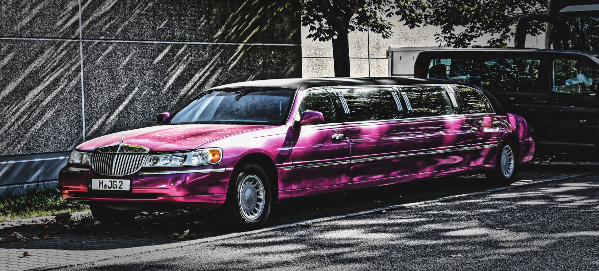 Stretch limousine 4593863 1920