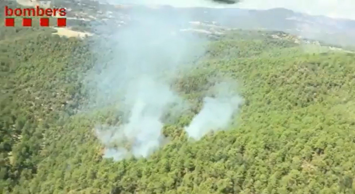 Imagen del incendio de Baronia de Rialb (Lleida)