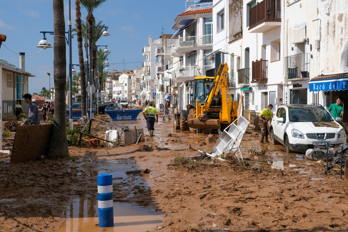 Aspecte de les Cases d'Alcanar (Tarragona) després de les inundacions