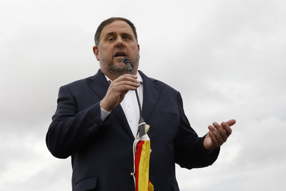 Arxiu - El líder d'ERC, Oriol Junqueras, intervé després de sortir de la presó de Lledoners, un dia després de ser indultat pel Govern d'Espanya, a 23 de juny de 2021, en Sant Joan de Vilatorrada, Barcelona, Catalunya (España) .