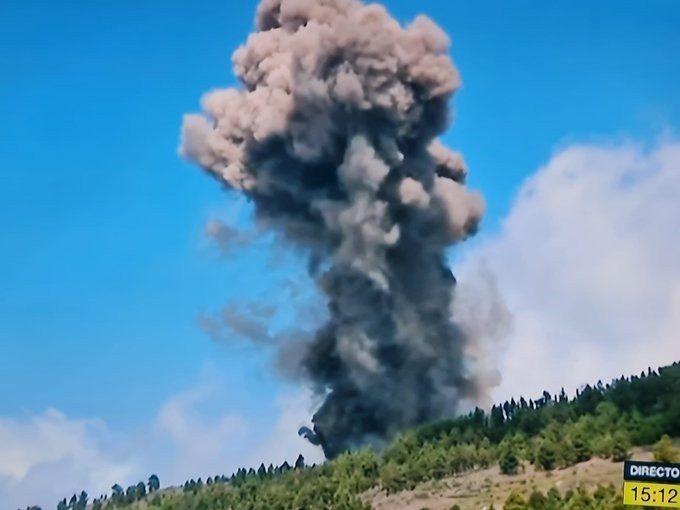S'inicia una erupció volcànica a La Palma