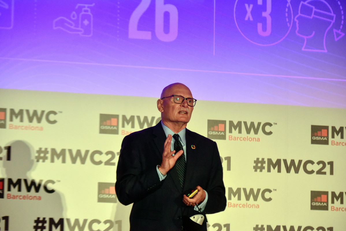 Arxiu - El director general de la GSMA Limited, John Hoffman, intervé durant una roda de premsa sobre les novetats de l'Mobile World Congress (MWC) 2021, a 20 de maig de 2021, a Barcelona, Catalunya (España)