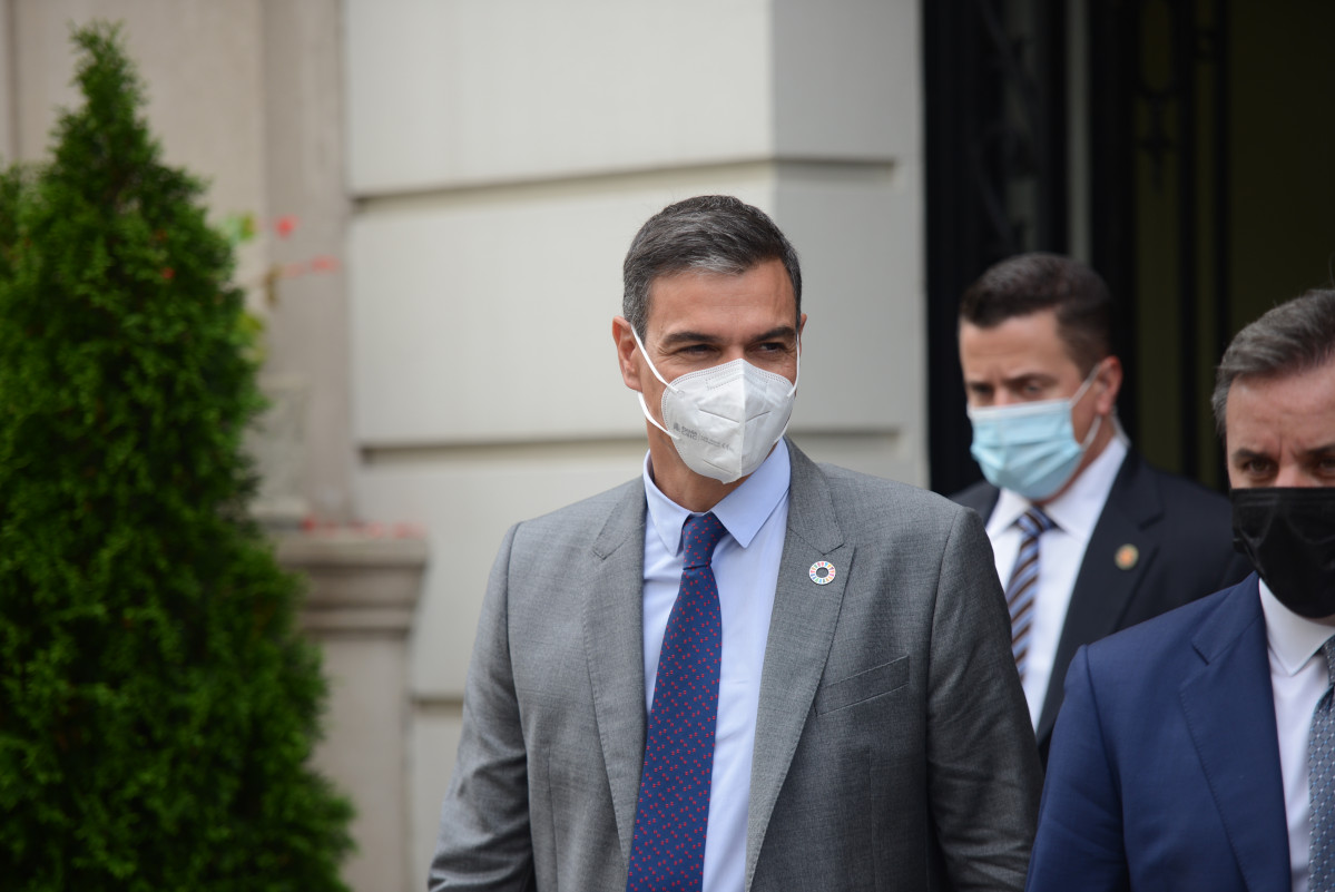 El president de la Generalitat, Pedro Sánchez, a su Sortida Després d'oferir 01:00 roda de premsa als Mitjans a la residència de l'Ambaixador Representant Permanent d'Espanya Davant els Nacions Unides, a 22 de setembre de 2021, a Nova York ( a els Estats Units)