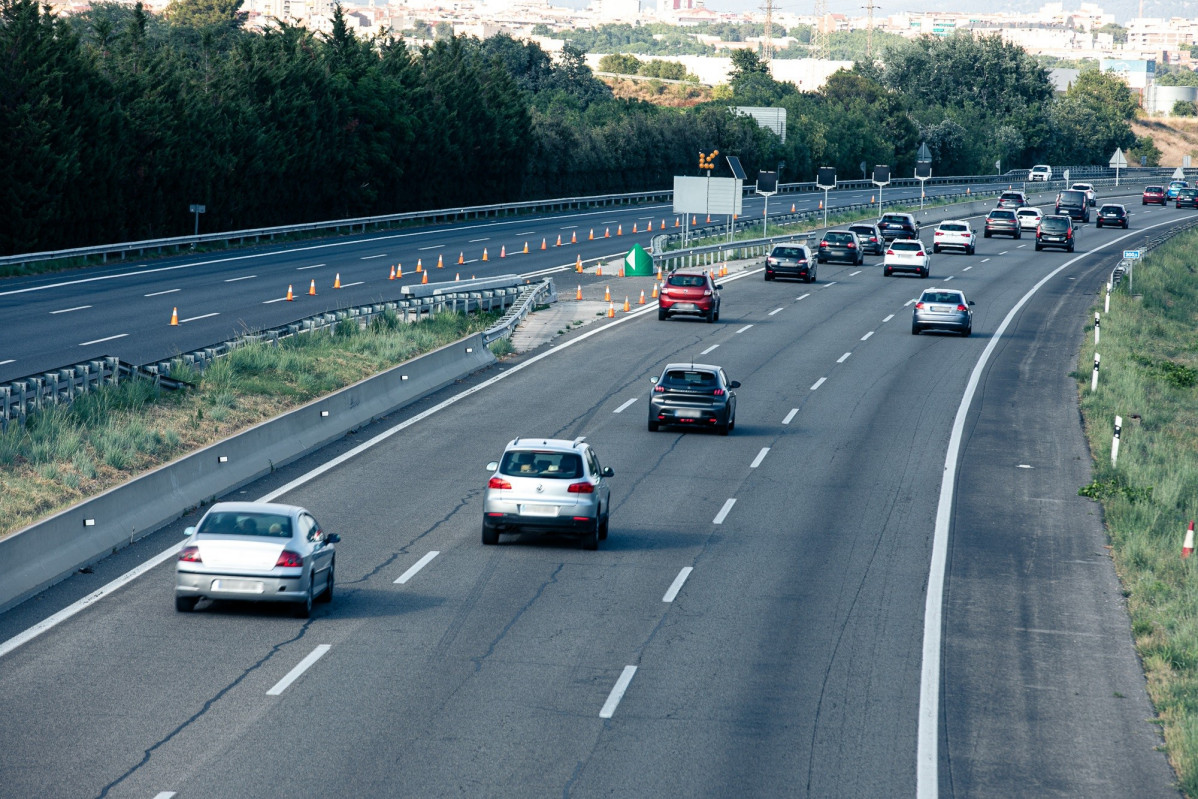 Arxiu - Imatge de recurs d'una carretera, autopista. arxiu