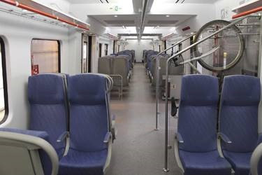 Archivo - Interior de un tren de Rodalies de Catalunya.