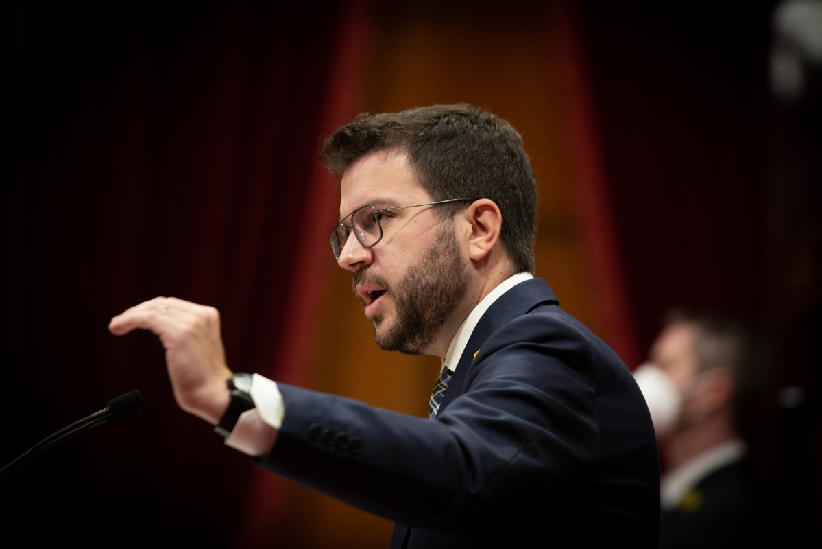 El president de la Generalitat, Pere Aragonès, al ple de Parlament.