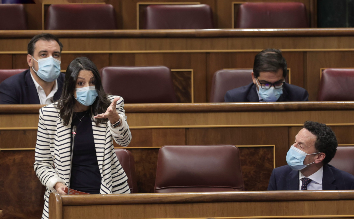 La presidenta de Cs, Inés Acostades, intervé en una sessió de control a Govern al Congrés dels Diputats