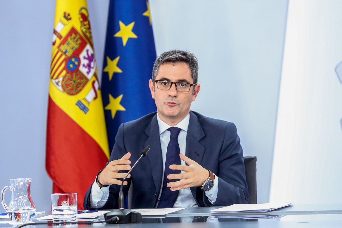 El ministre de la Presidència, Relacions amb les Corts i Memòria Democràtica, Félix Bolaños, en una roda de premsa posterior a una reunió de Consell de Ministres al Palau de la Moncloa, a 5 d'octubre de 2021, a Madrid, (Espanya) .